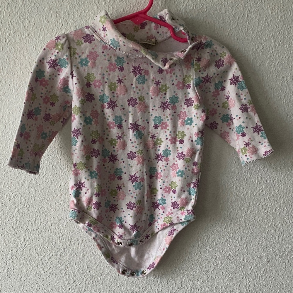 Faded Glory White Floral Ruffle Collar Long-Sleeve Baby Bodysuit